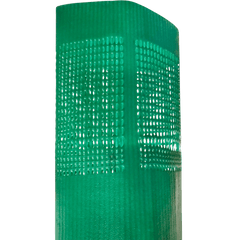 Nahaufnahme DuoTub 60 cm Rebschutzsäule mit Lochung grün