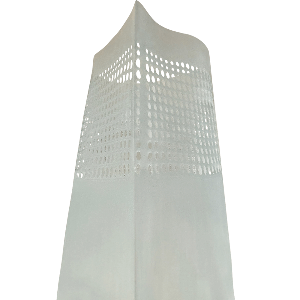 Nahaufnahme Wita Hüll Light 40 cm Rebschützer hellblau transparent